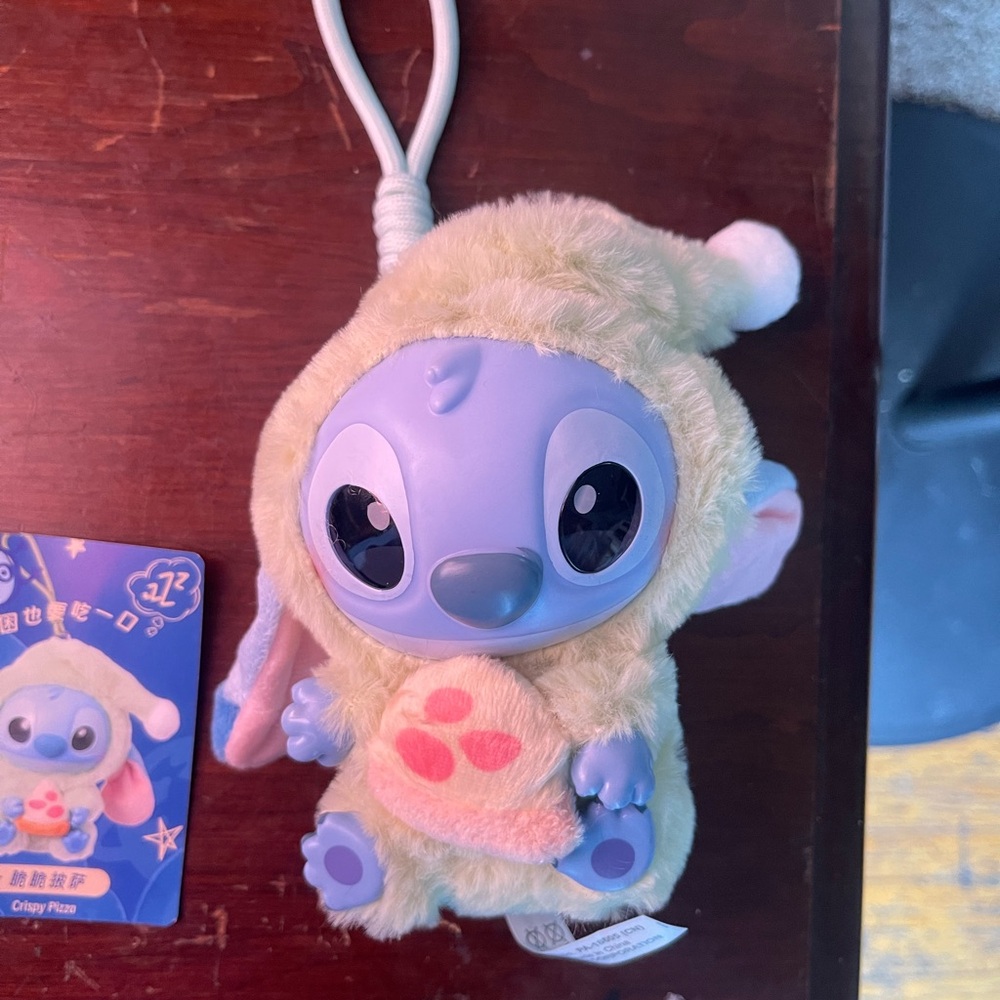 Stitch crispy pizza
